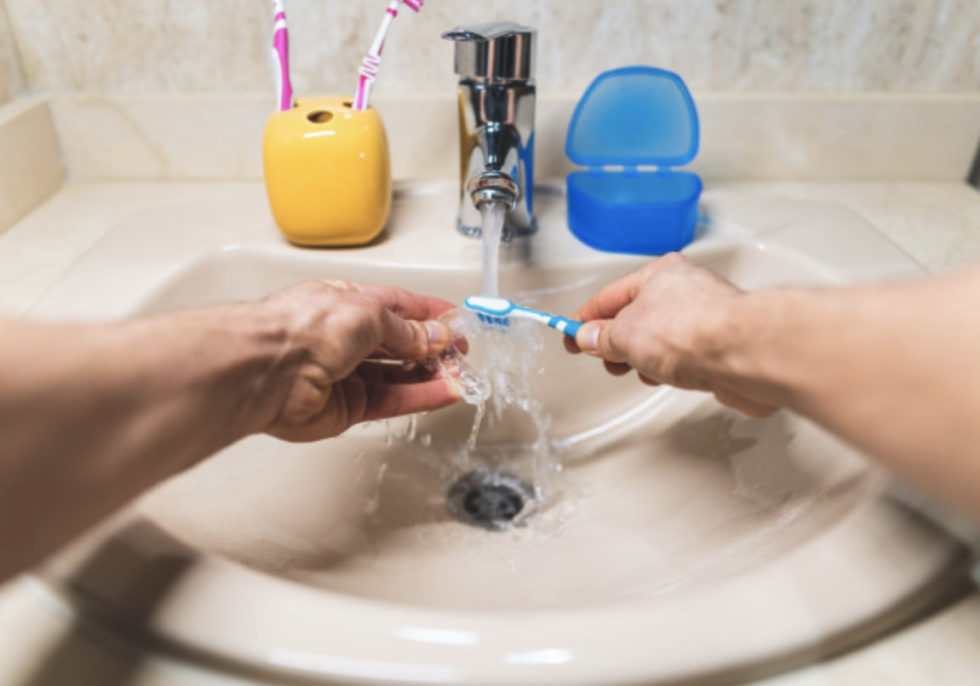 Easy dental hygiene with clear aligners